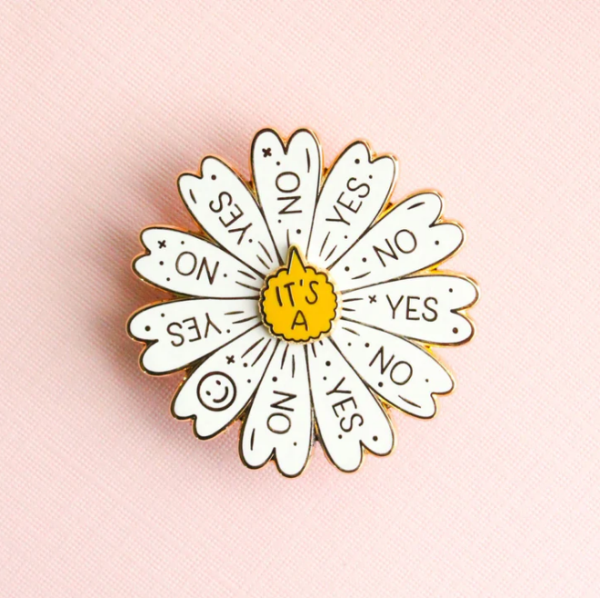 Spinning Daisy Interactive Pin