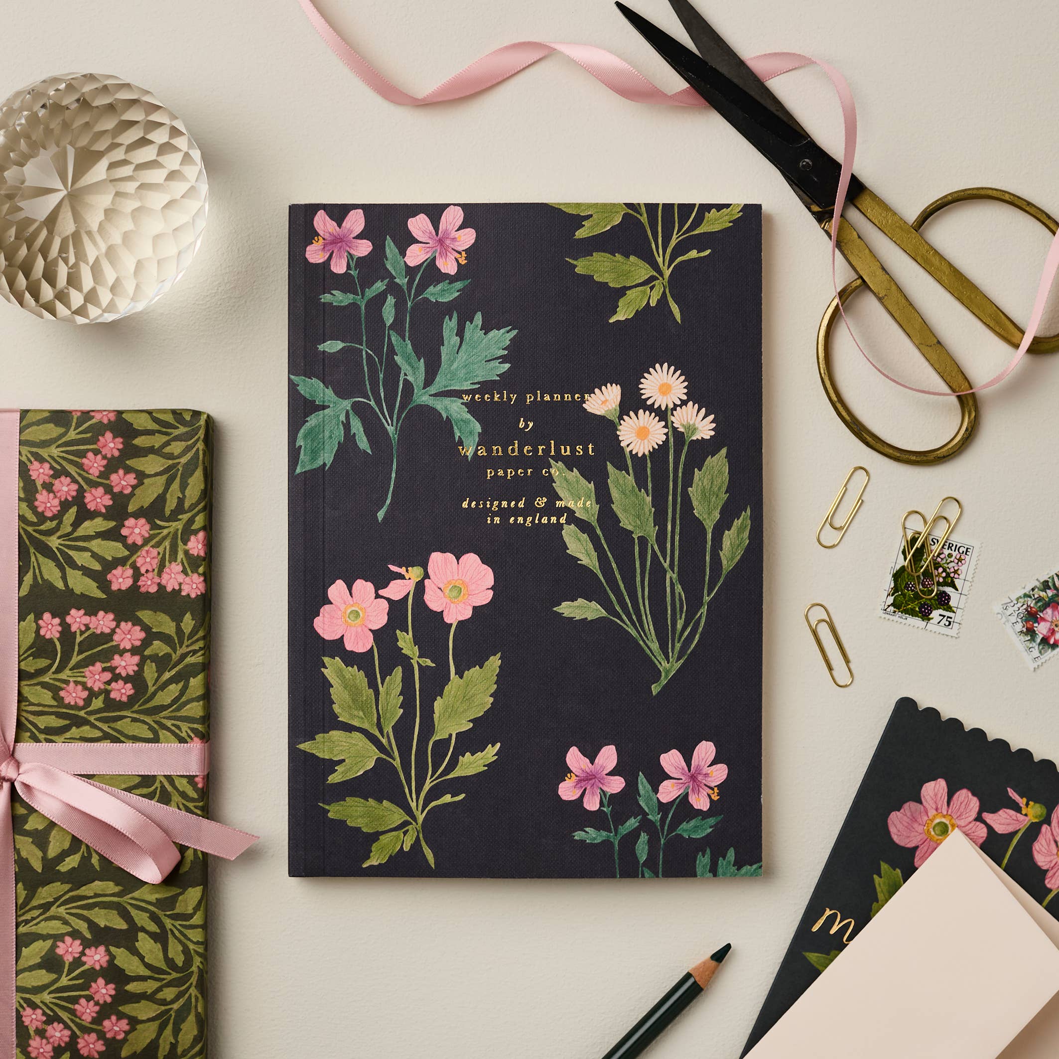 Botanical Weekly Planner - Undated