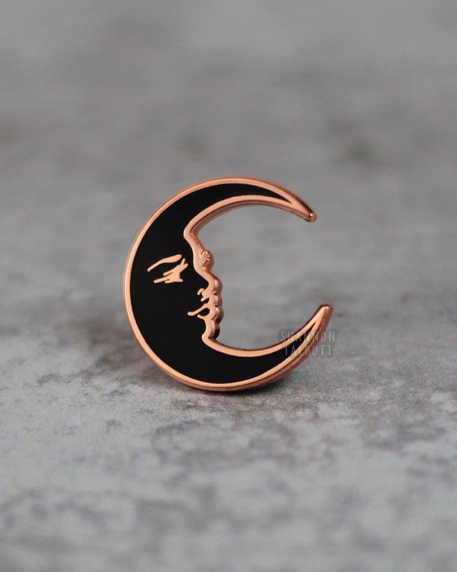 La Luna Moon Pin - Black