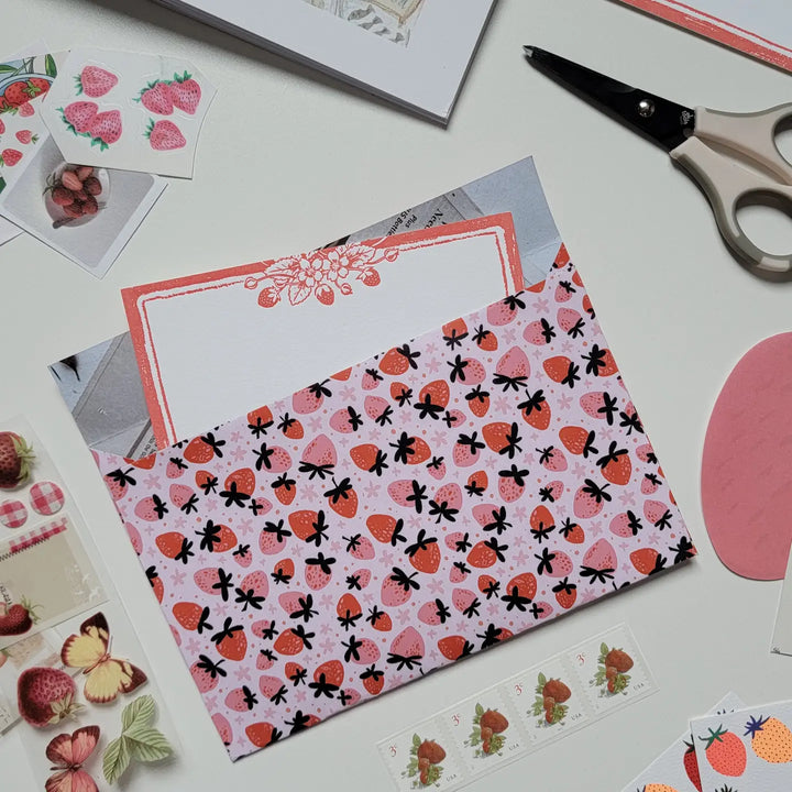 Scrapbooker's Cut + Paste Magazine - Issue 11 Market