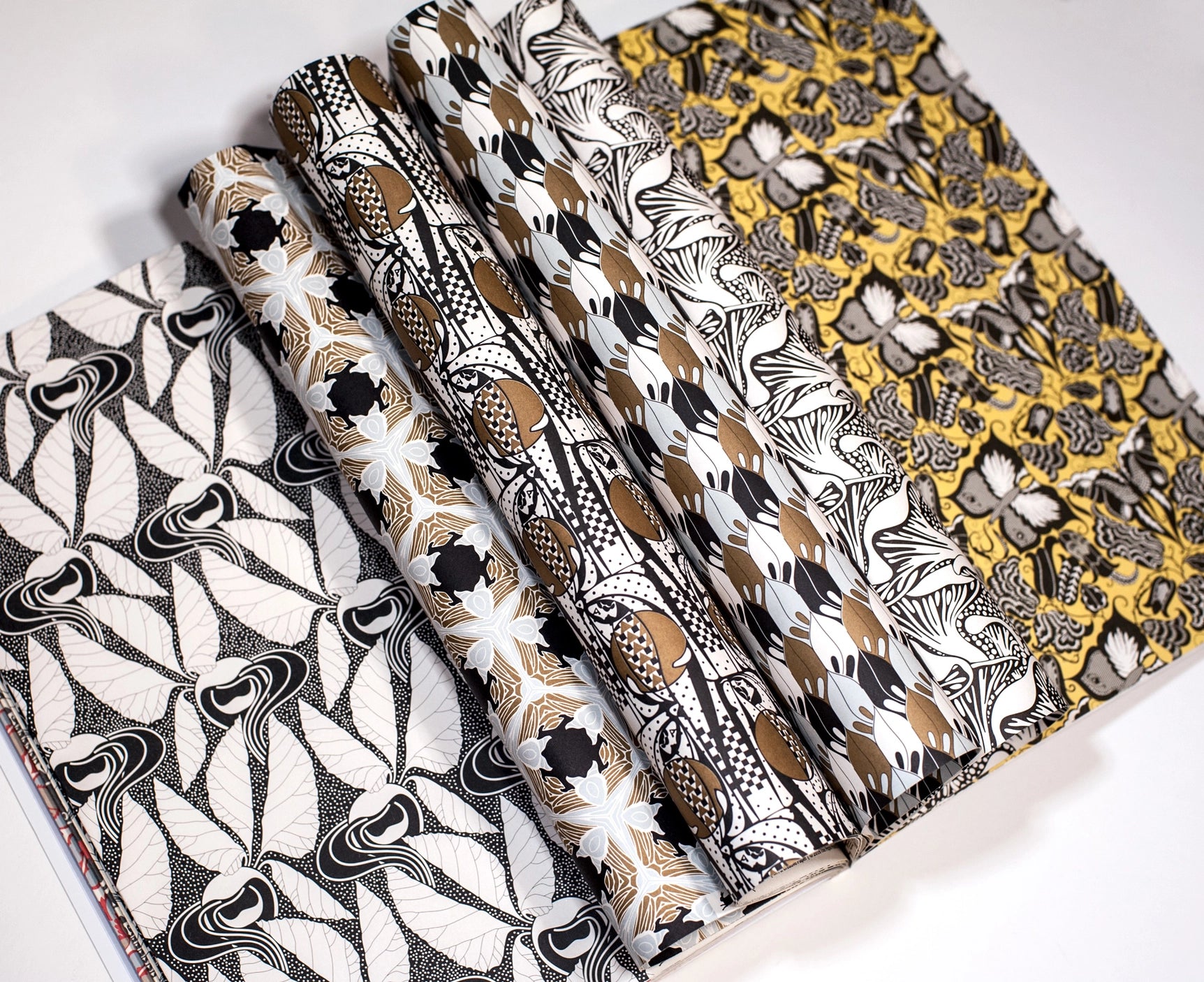 Vienna 1900 Gift & Creative Paper Book - Vol. 74