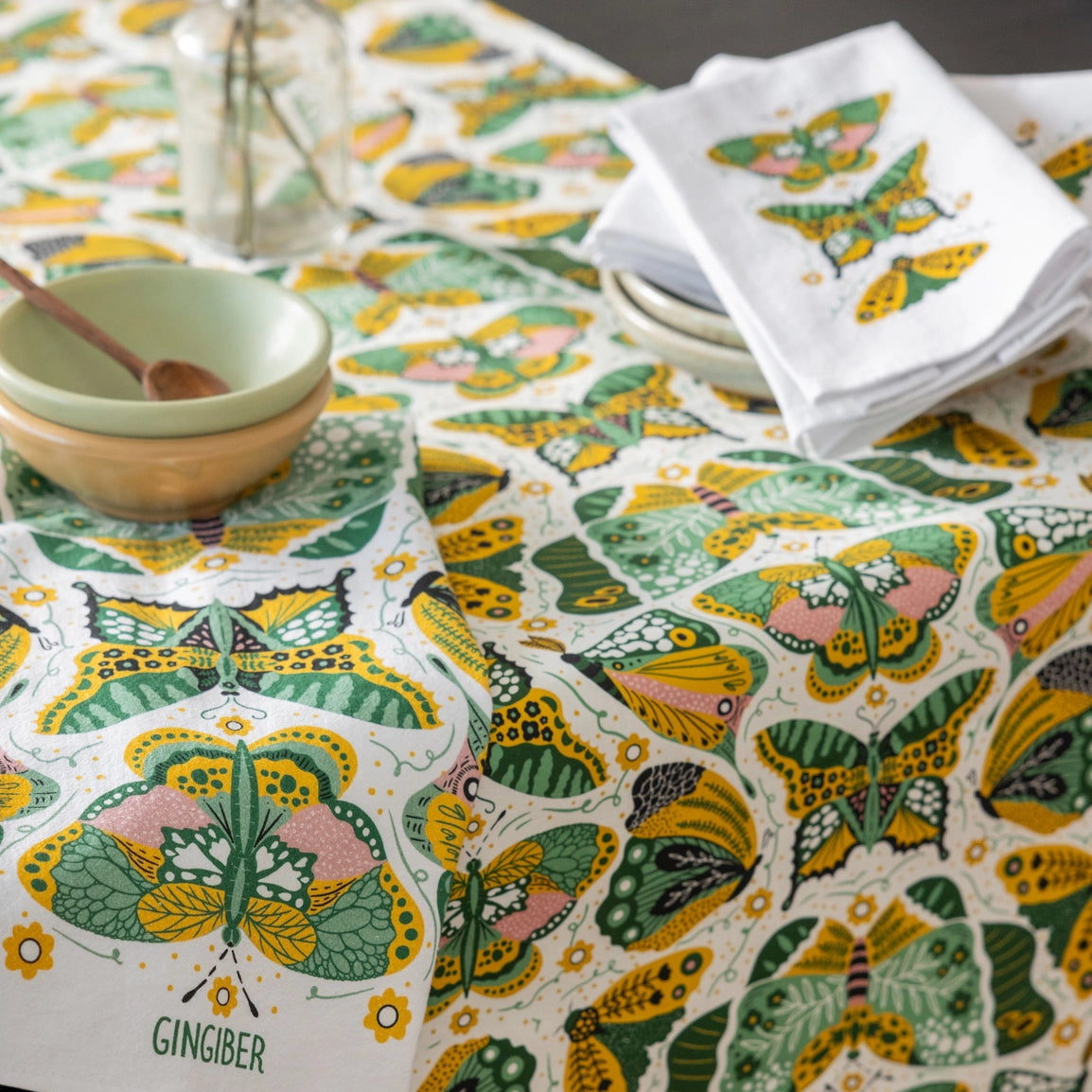 Gingiber Spring Butterfly Table Runner