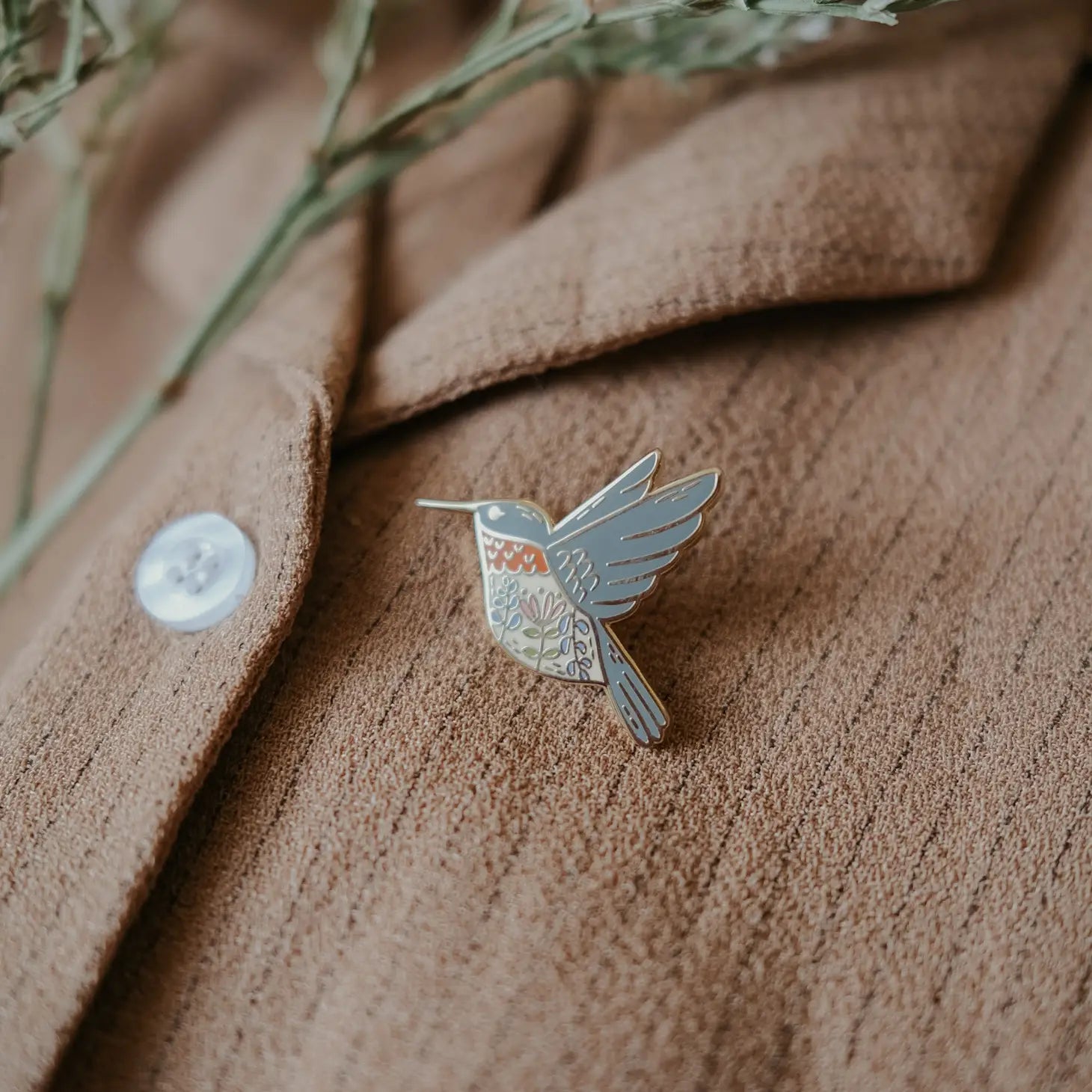 Hummingbird Pin