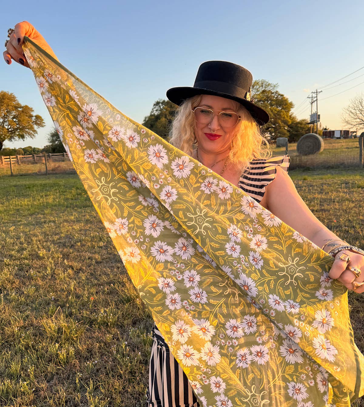 Clara Bandana - 34" Large