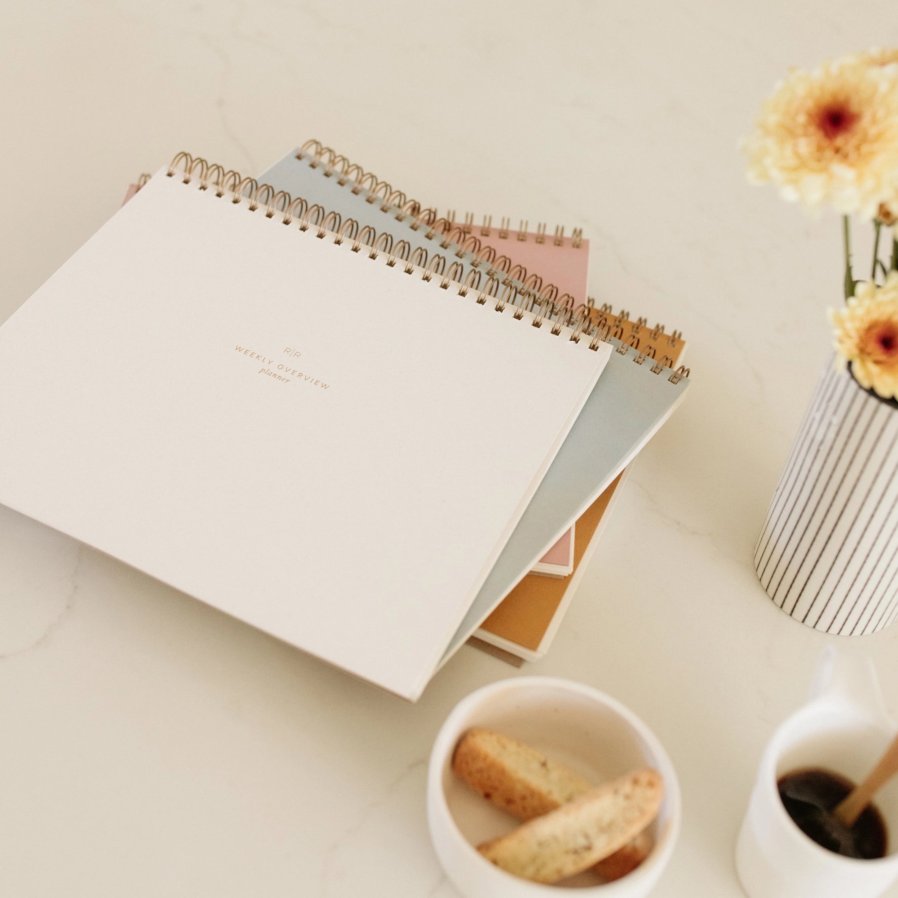 Weekly Overview Planner Undated - 6 Colors