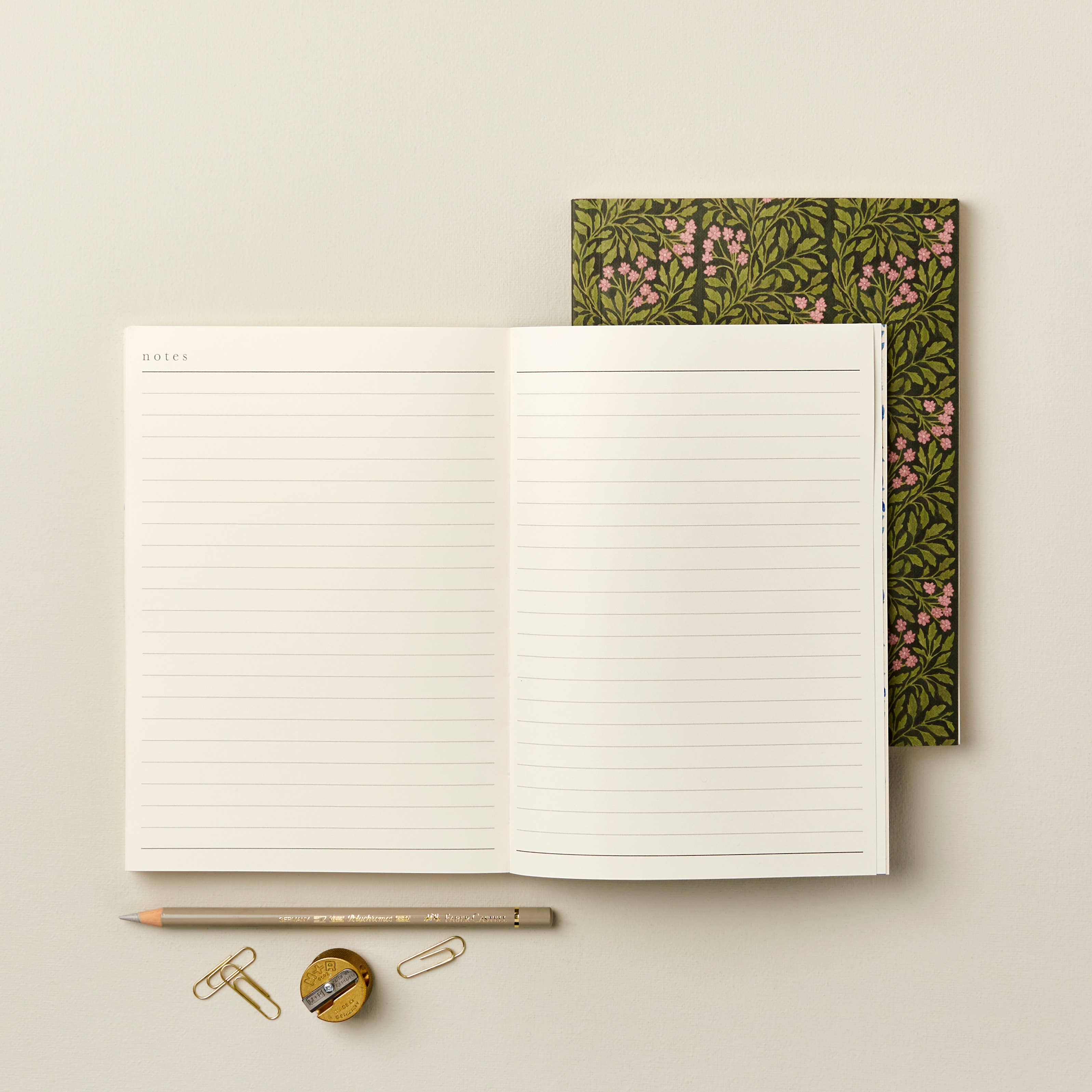 Green Flora Weekly Planner - Undated