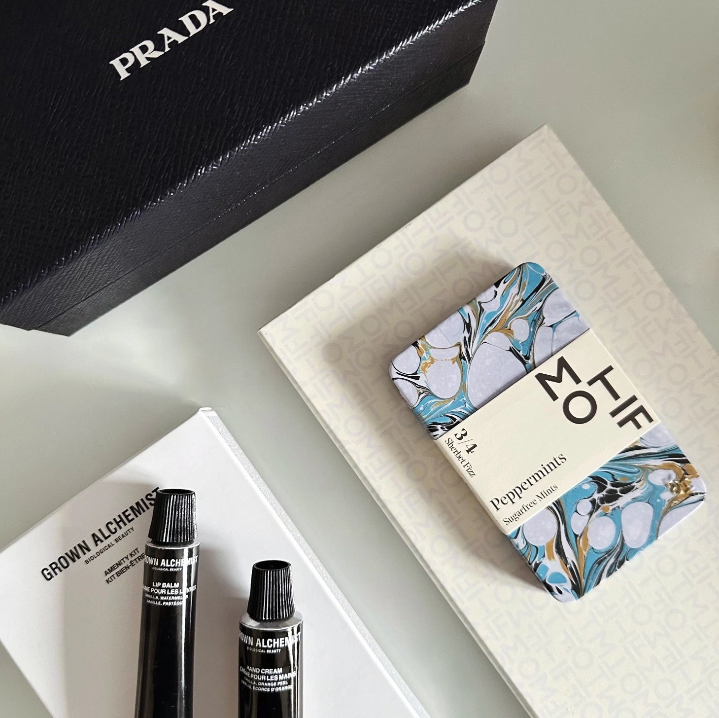 Mystery Motif Mints in a Tin - Abstract Marble