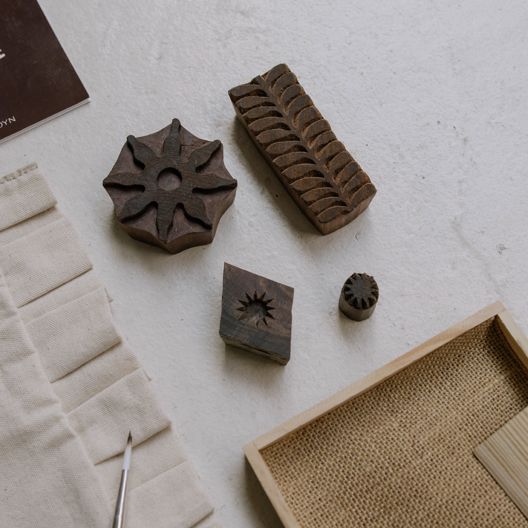 Block Printing Kit: Fern Ruffle Tote Set