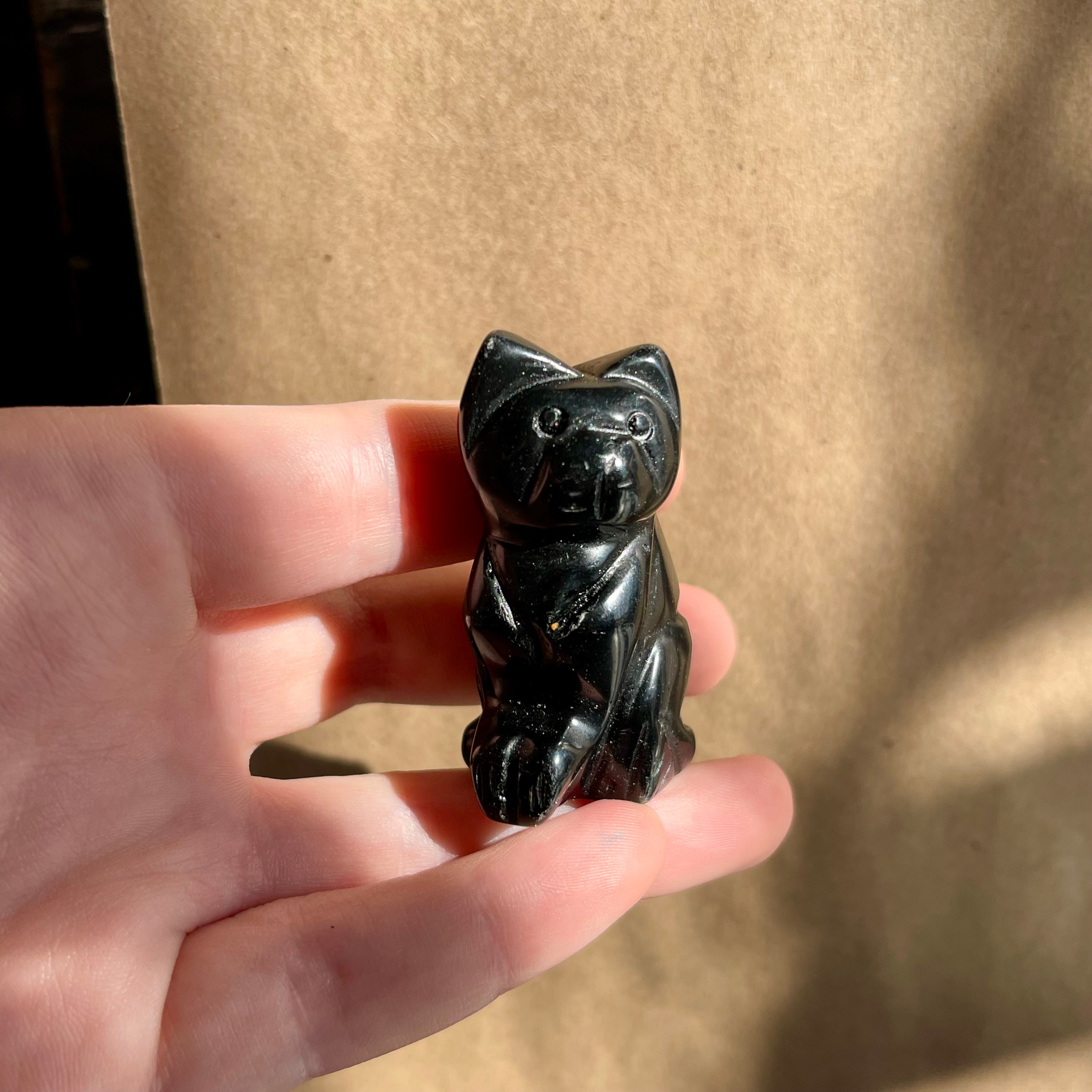 Obsidian - Cat Carving