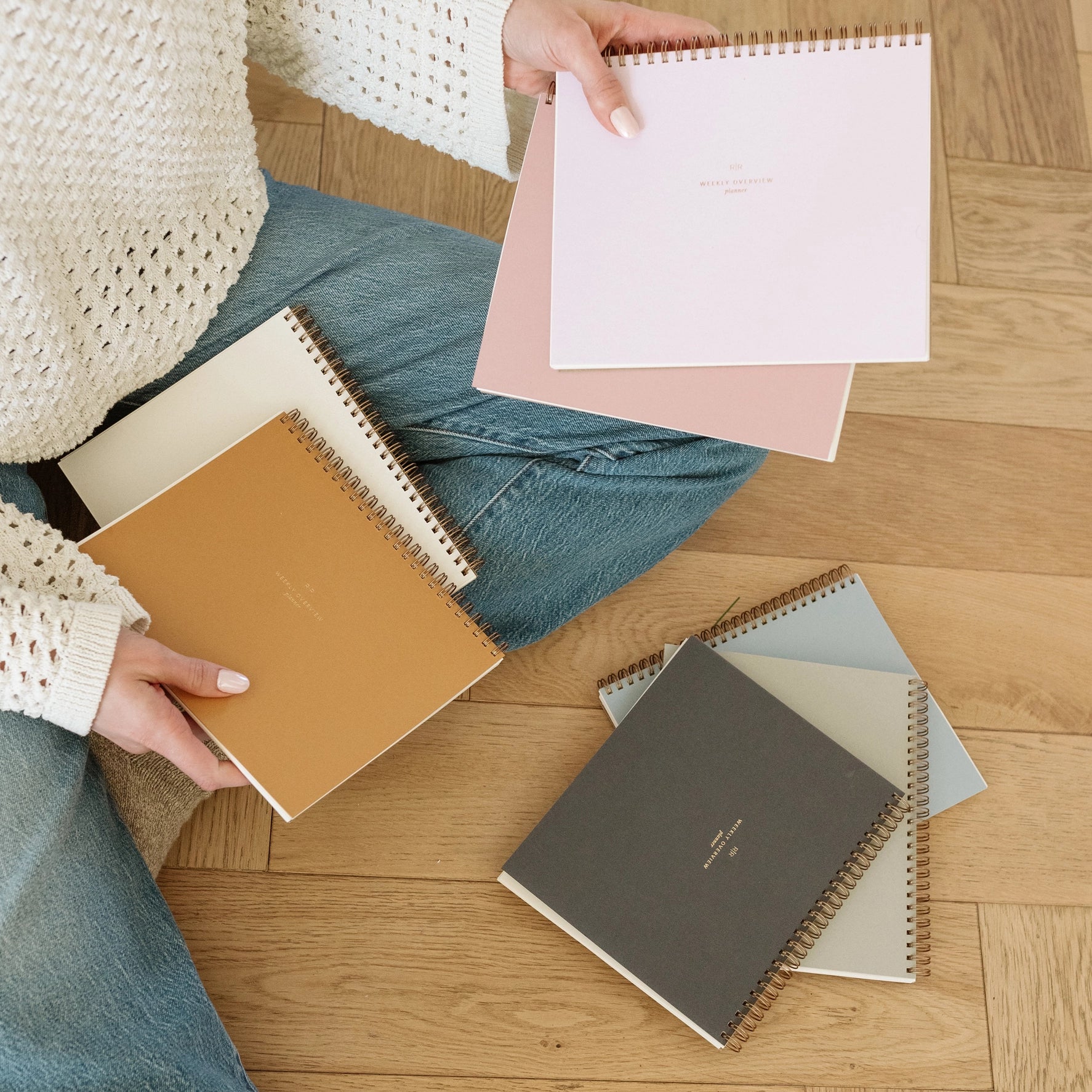 Weekly Overview Planner Undated - 6 Colors