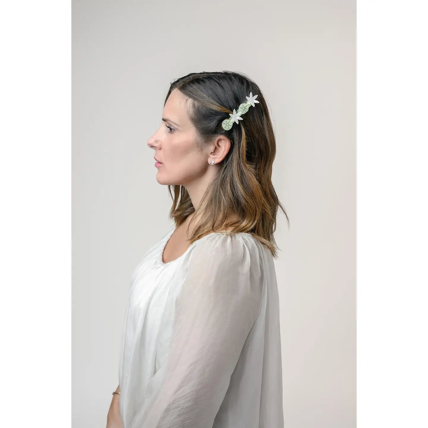 Nymphaea White Lotus Flowers Alligator Clip