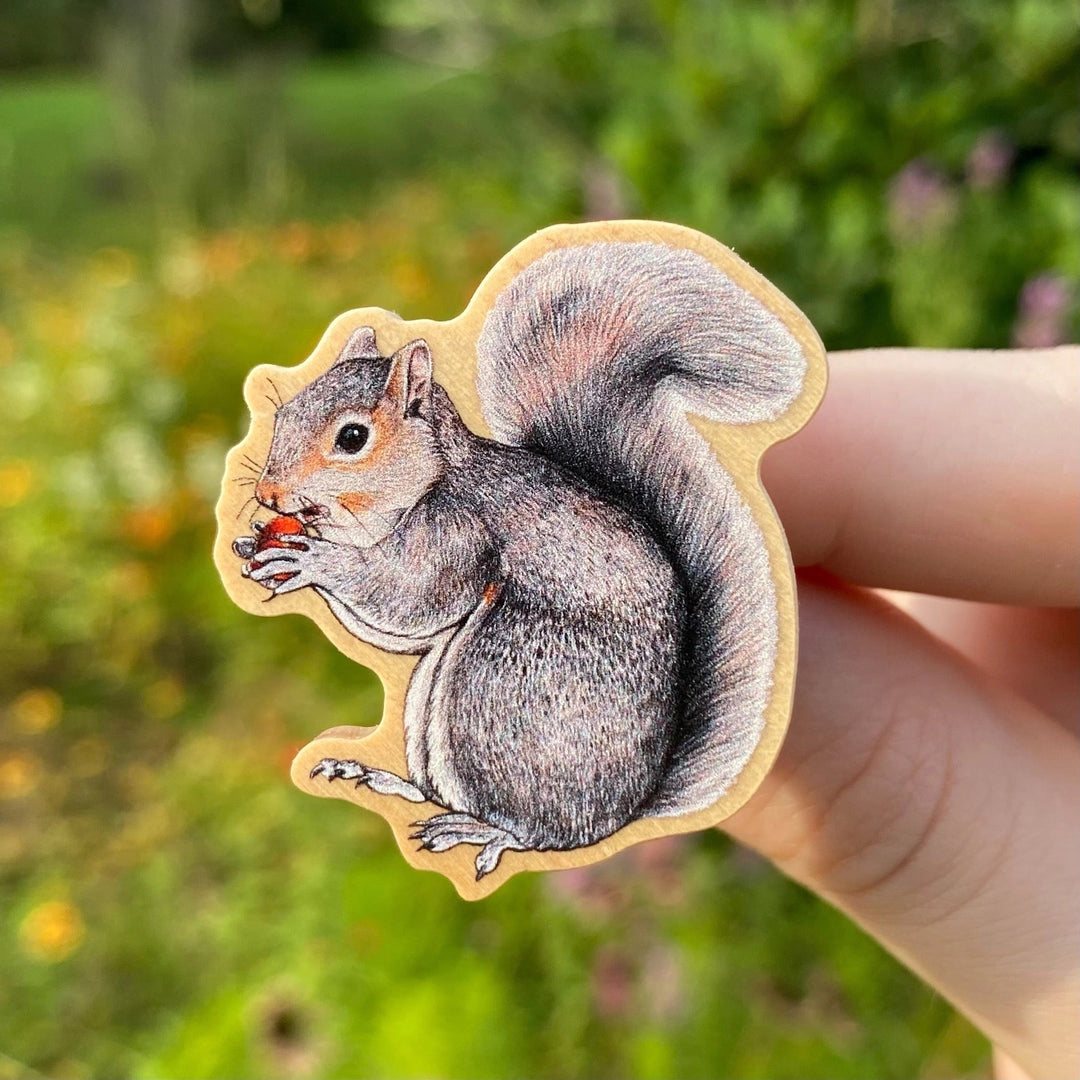 Eastern Gray Squirrel Wooden Pin