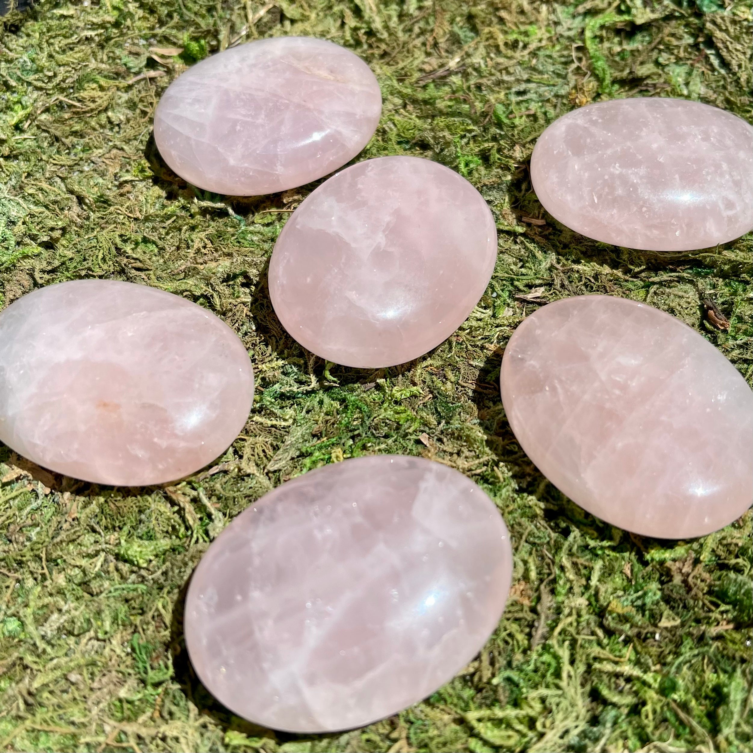 Rose Quartz - Pillow Palm Stone