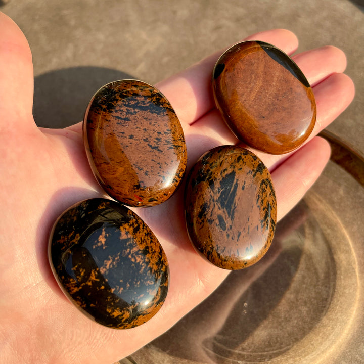 Mahogany Obsidian - Pillow Palm Stone