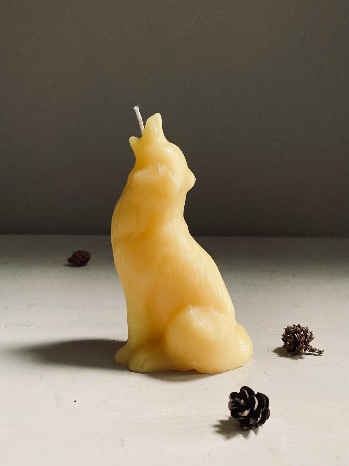 Wolf Beeswax Candle - Natural