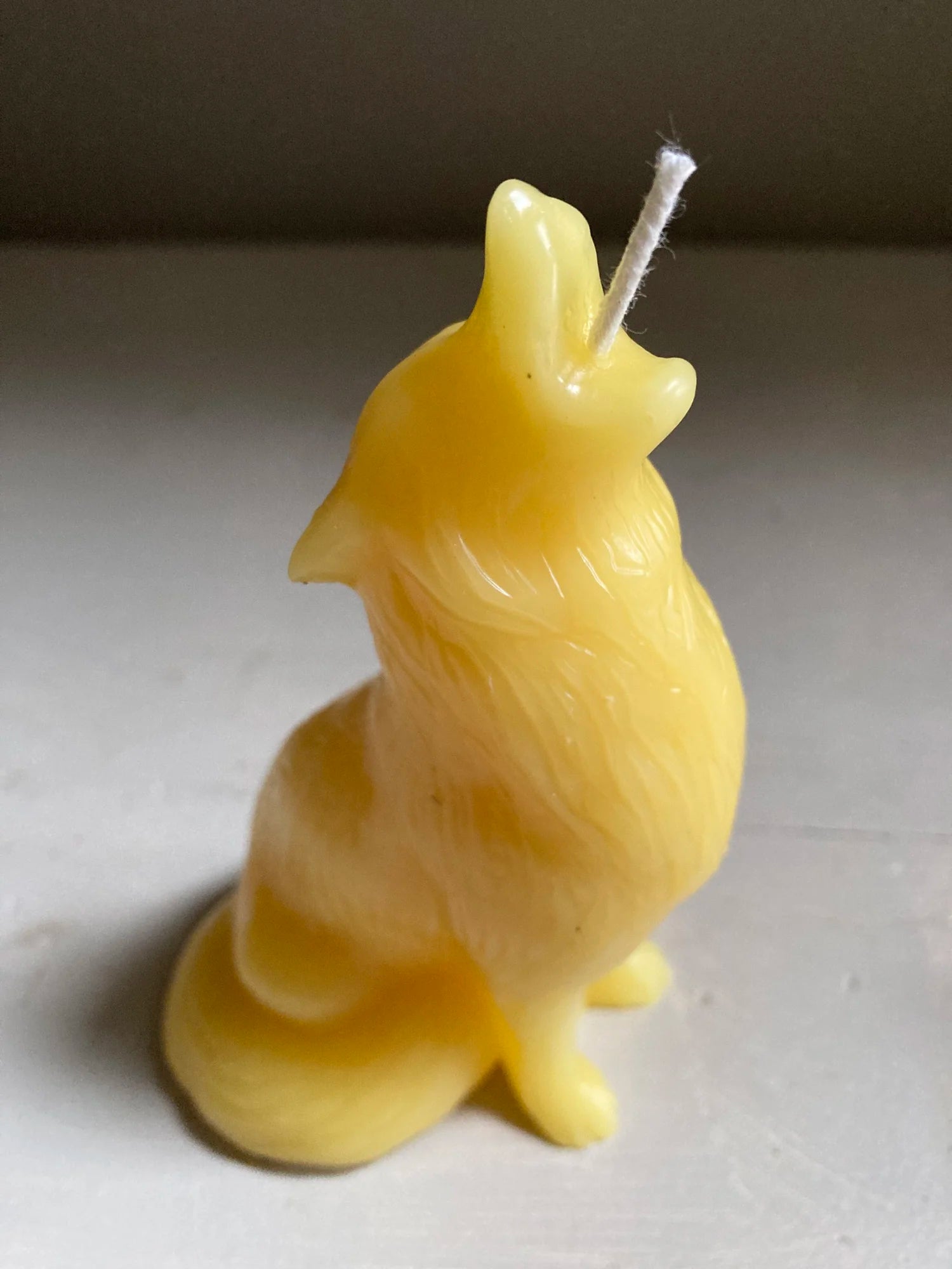 Wolf Beeswax Candle - Natural