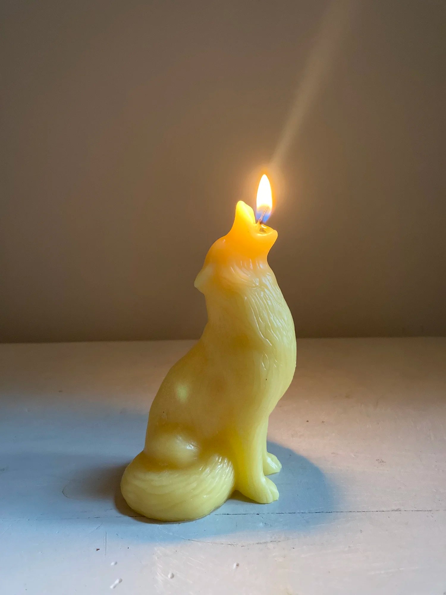 Wolf Beeswax Candle - Natural