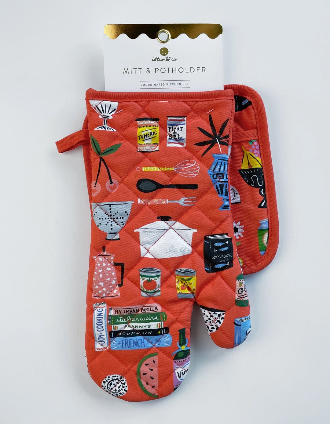 Red Kitchen Shelf Oven Mitt + Pot Holder Set