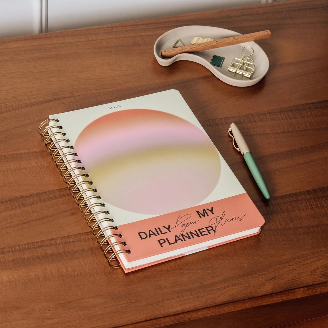 Gradient Orb Spiral Undated Daily Planner
