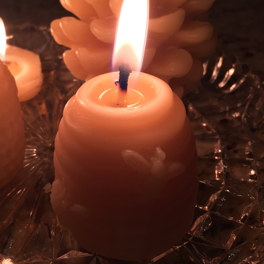 Beehive Beeswax Candle - Medium