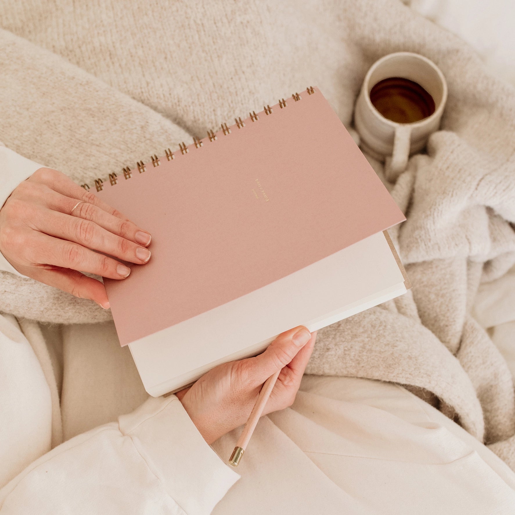 Daily Overview Planner Undated - 6 Colors