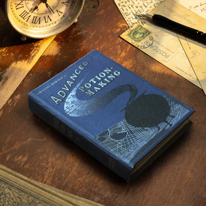 Classics of Literature Passport/Notebook Wallet