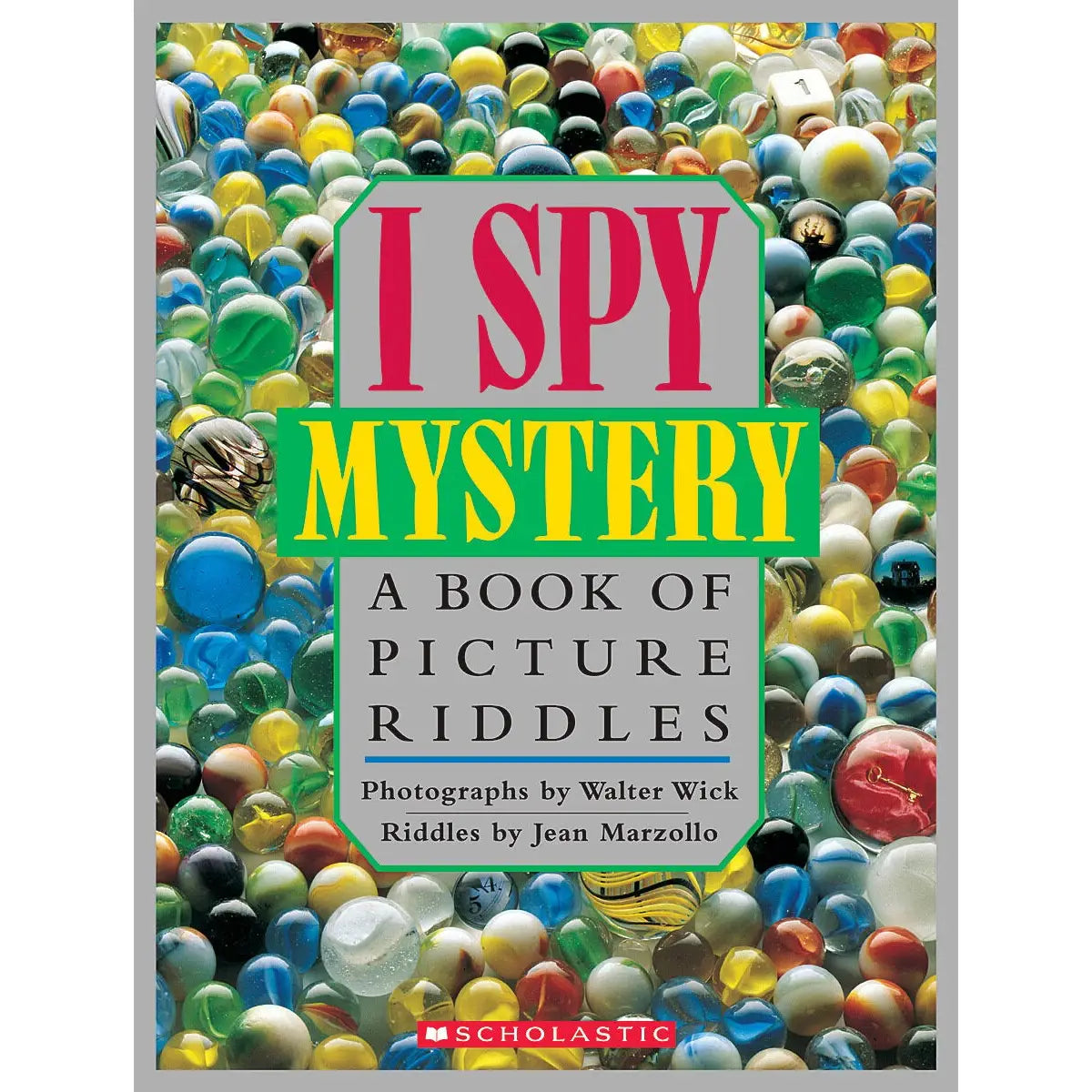 I Spy: A Book of Picture Riddles - 15 Styles