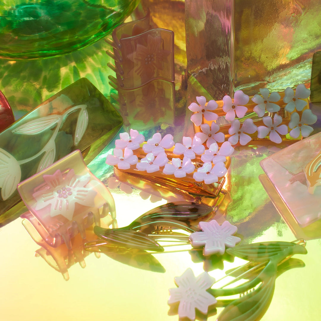 Blue Theia Flower Alligator Hair Clip