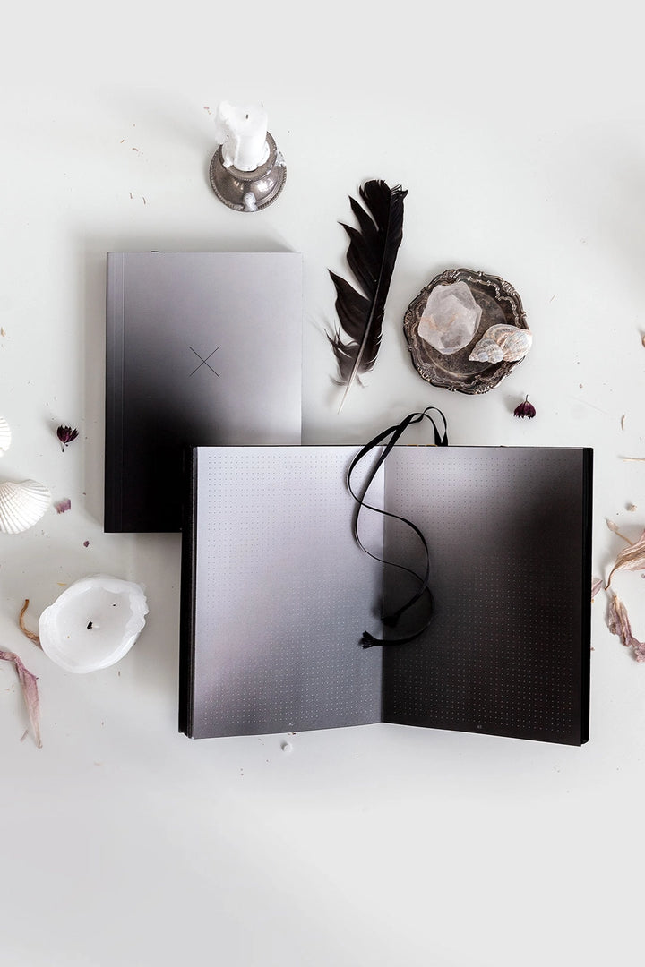 Aura Monochrome Notebook