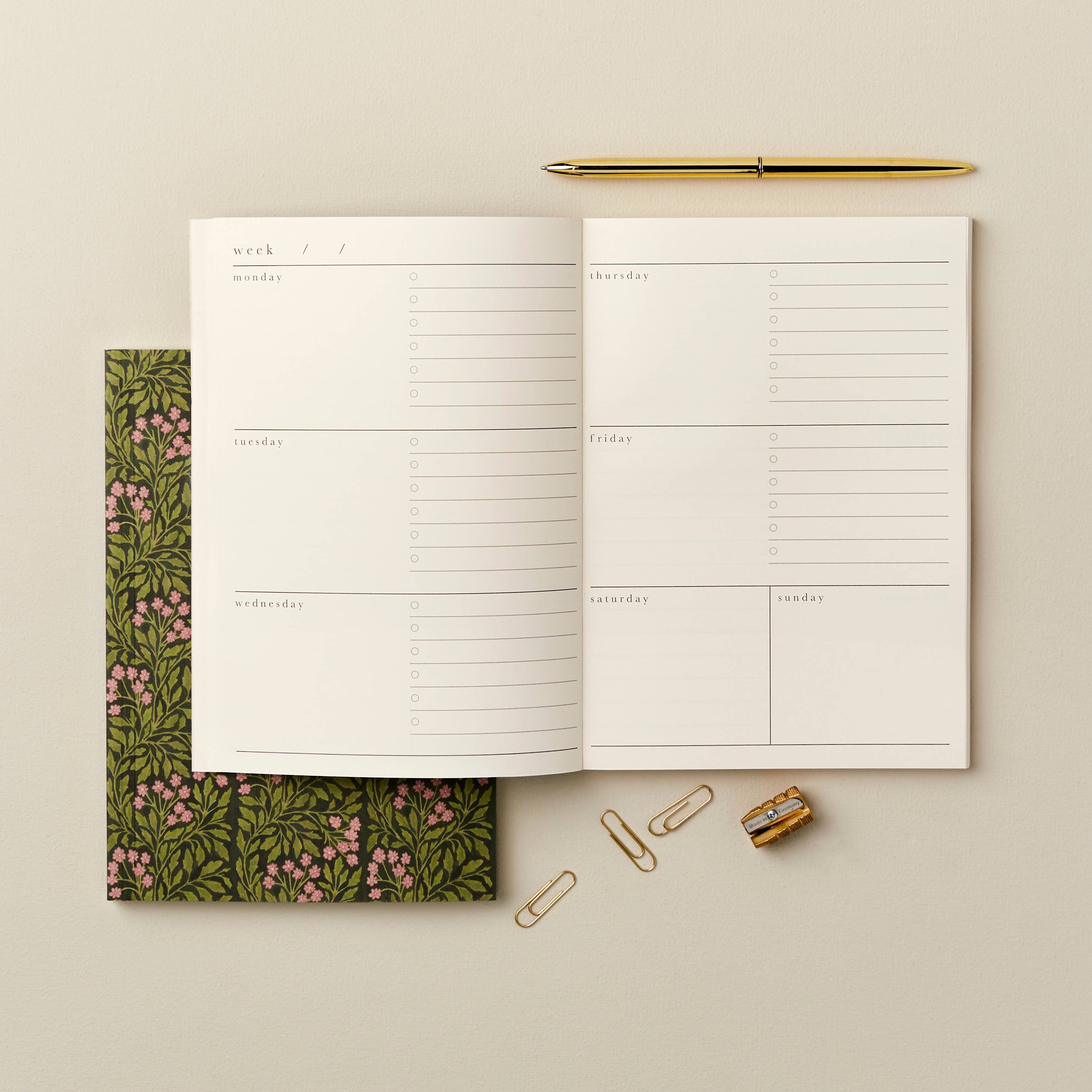 Green Flora Weekly Planner - Undated