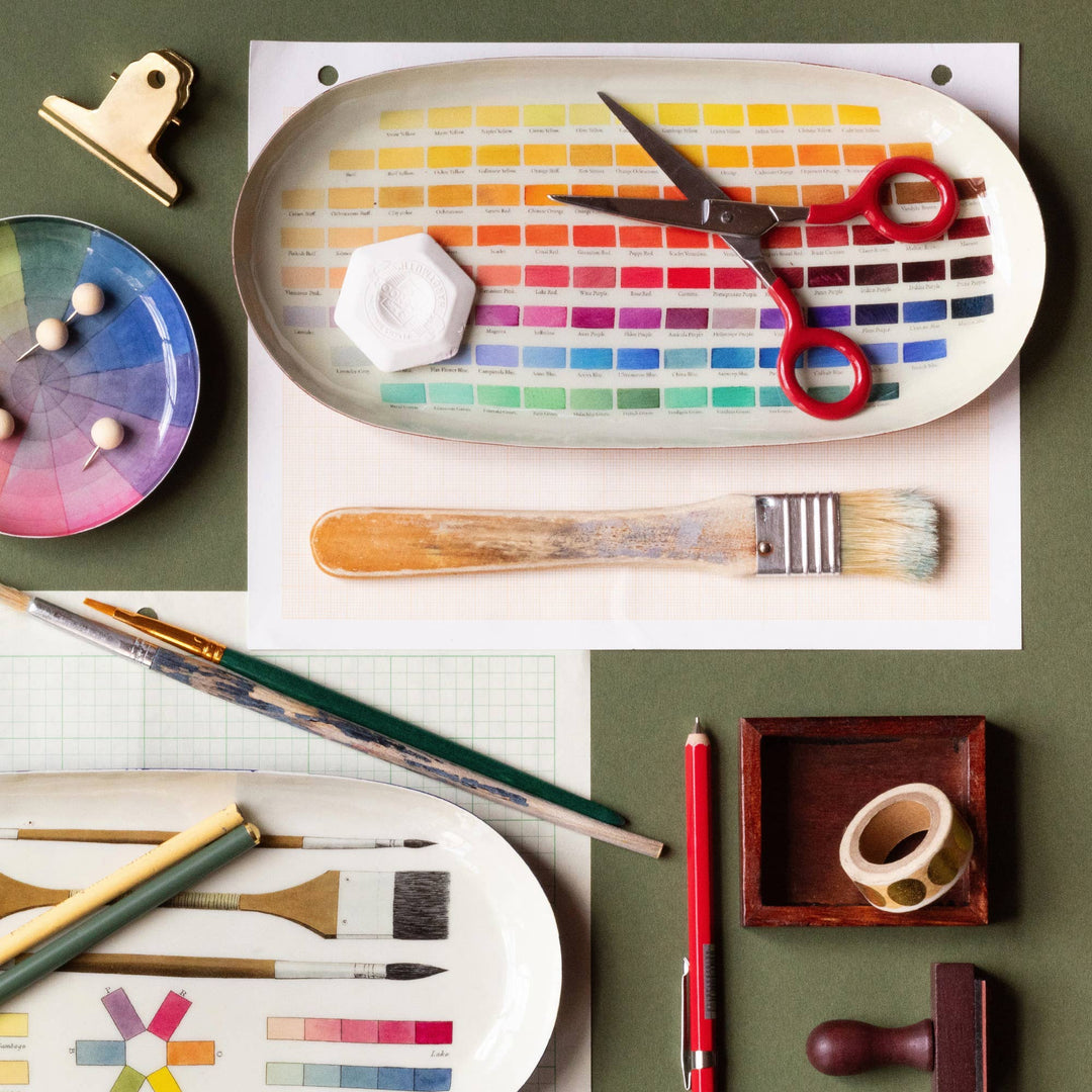Nomenclature of Colors - Oval Enamel Tray