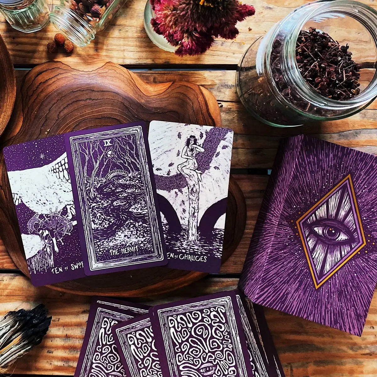 Light Visions - Tarot Deck + Guidebook