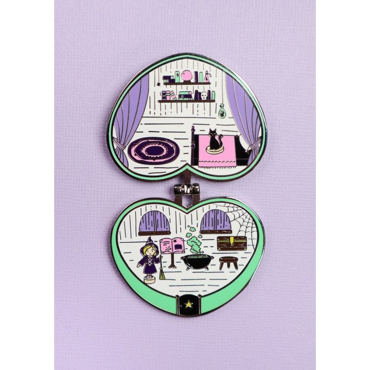 90's Witch Pin - Interactive