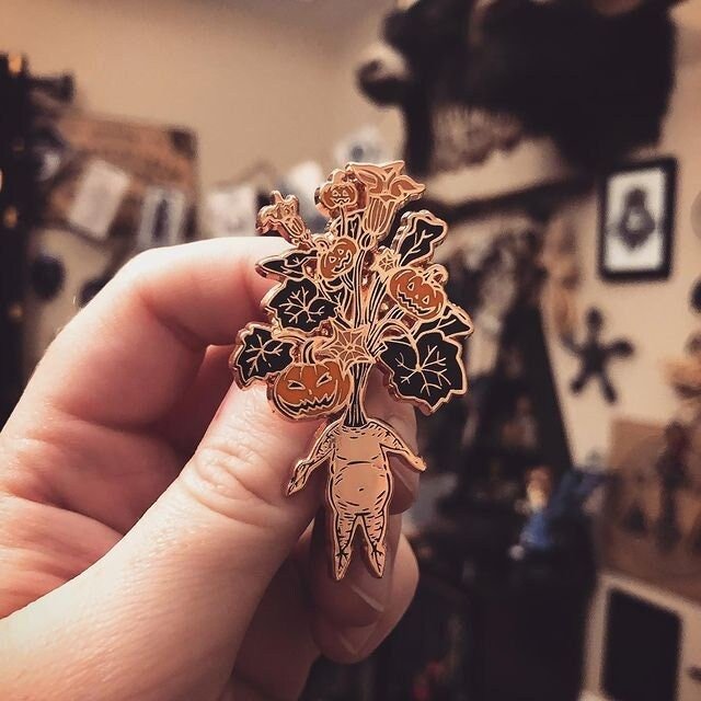 Jack-o-Lantern Mandrake Pin