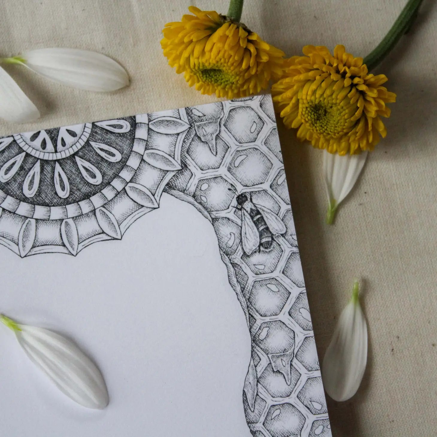 Busy Bee Mini Notepad